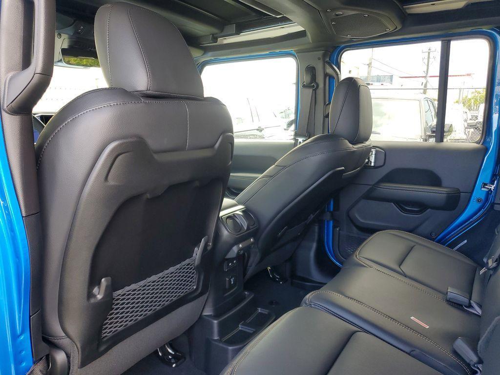 new 2025 Jeep Wrangler car, priced at $46,545