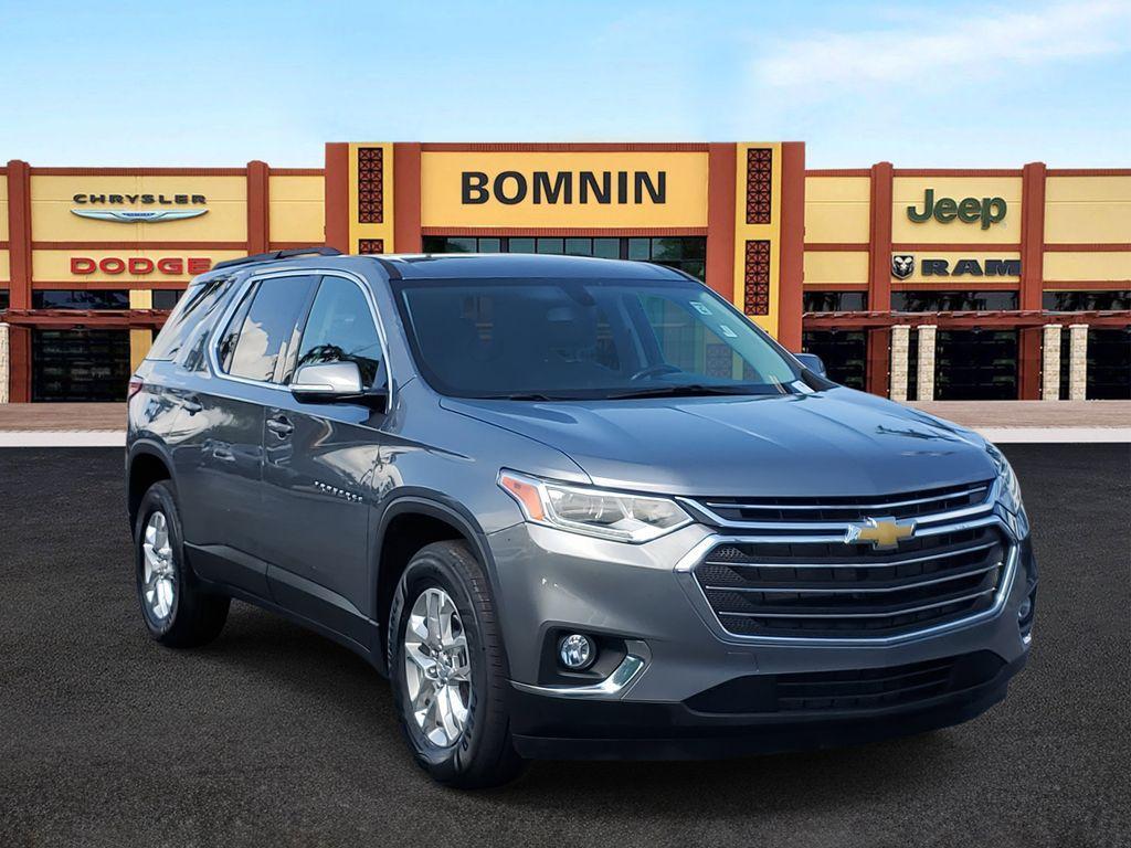 used 2020 Chevrolet Traverse car, priced at $17,490