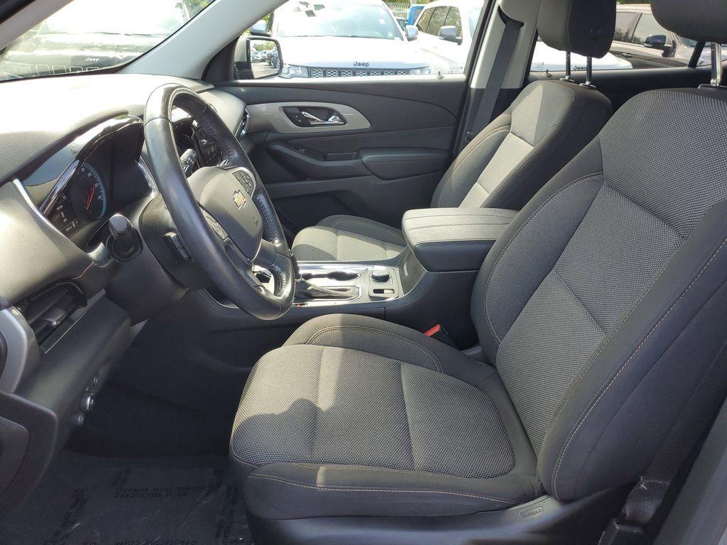 used 2020 Chevrolet Traverse car, priced at $17,490