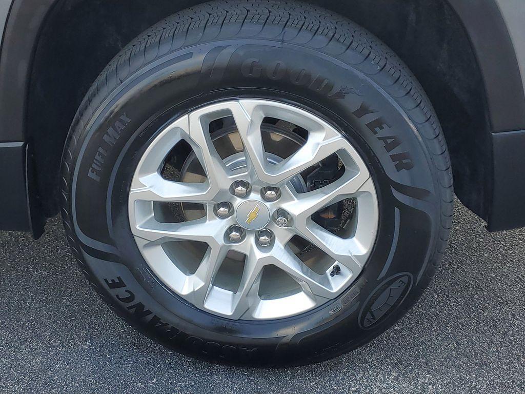 used 2020 Chevrolet Traverse car, priced at $17,490