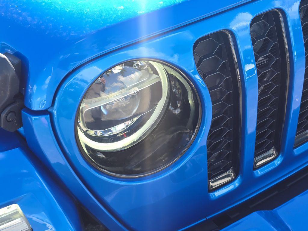 used 2022 Jeep Gladiator car, priced at $30,990