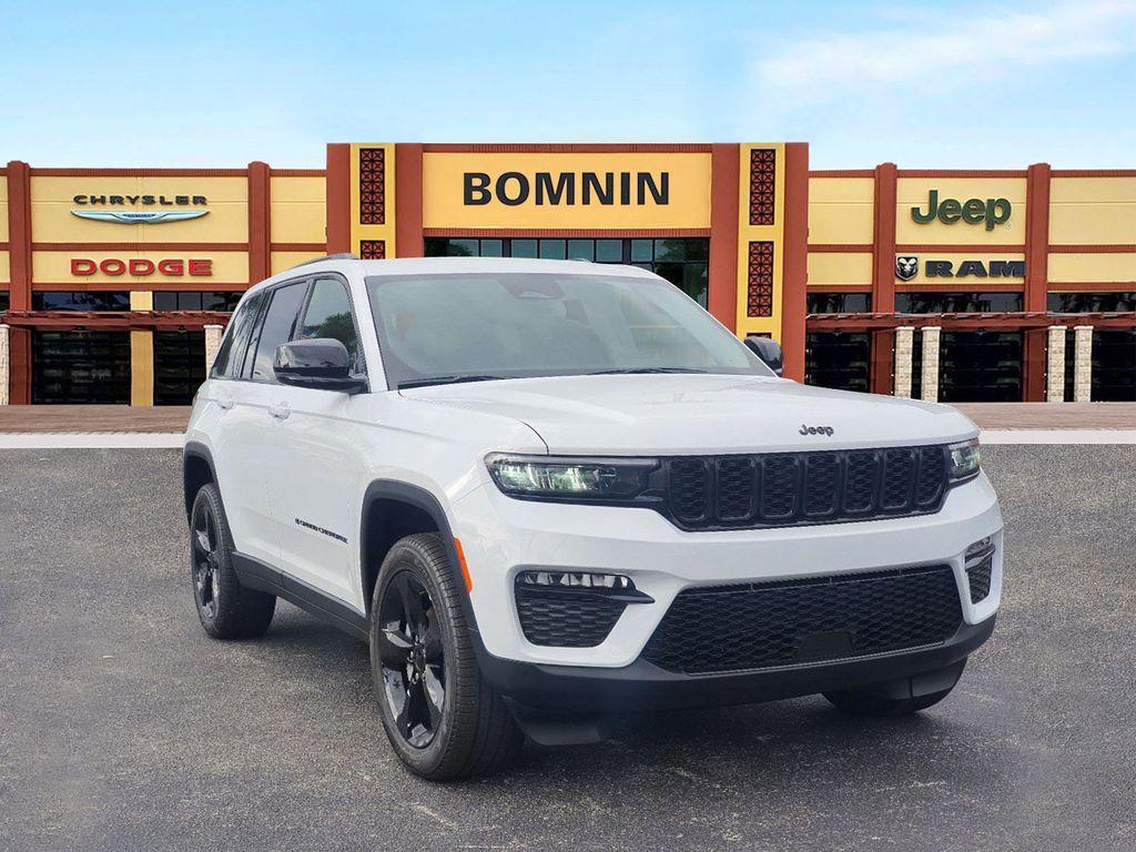 new 2025 Jeep Grand Cherokee car, priced at $40,395