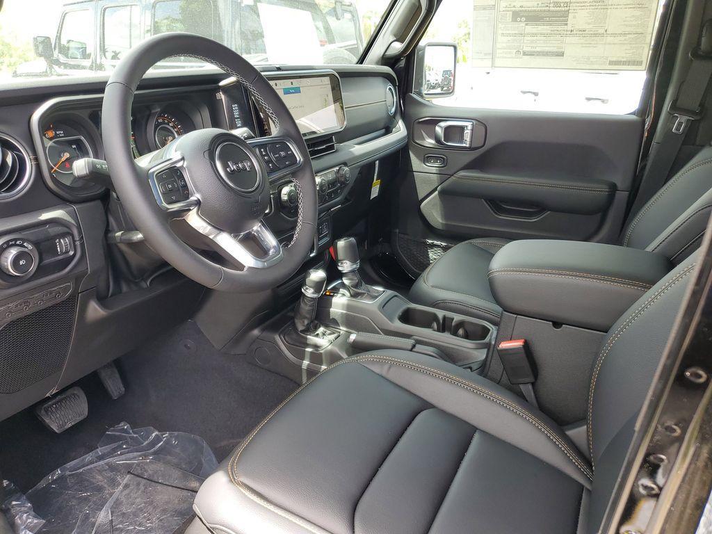 new 2025 Jeep Wrangler car, priced at $53,162