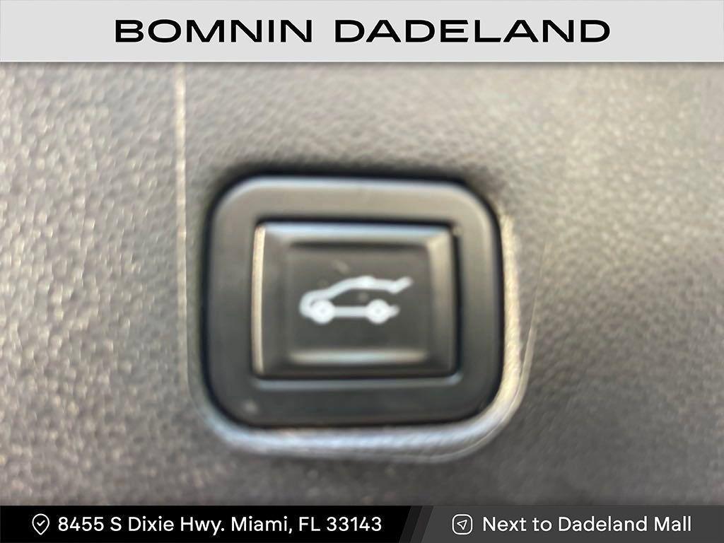 used 2021 Chevrolet Blazer car, priced at $22,490