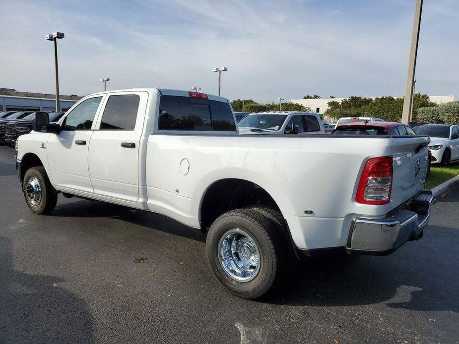 new 2024 Ram 3500 car, priced at $62,667