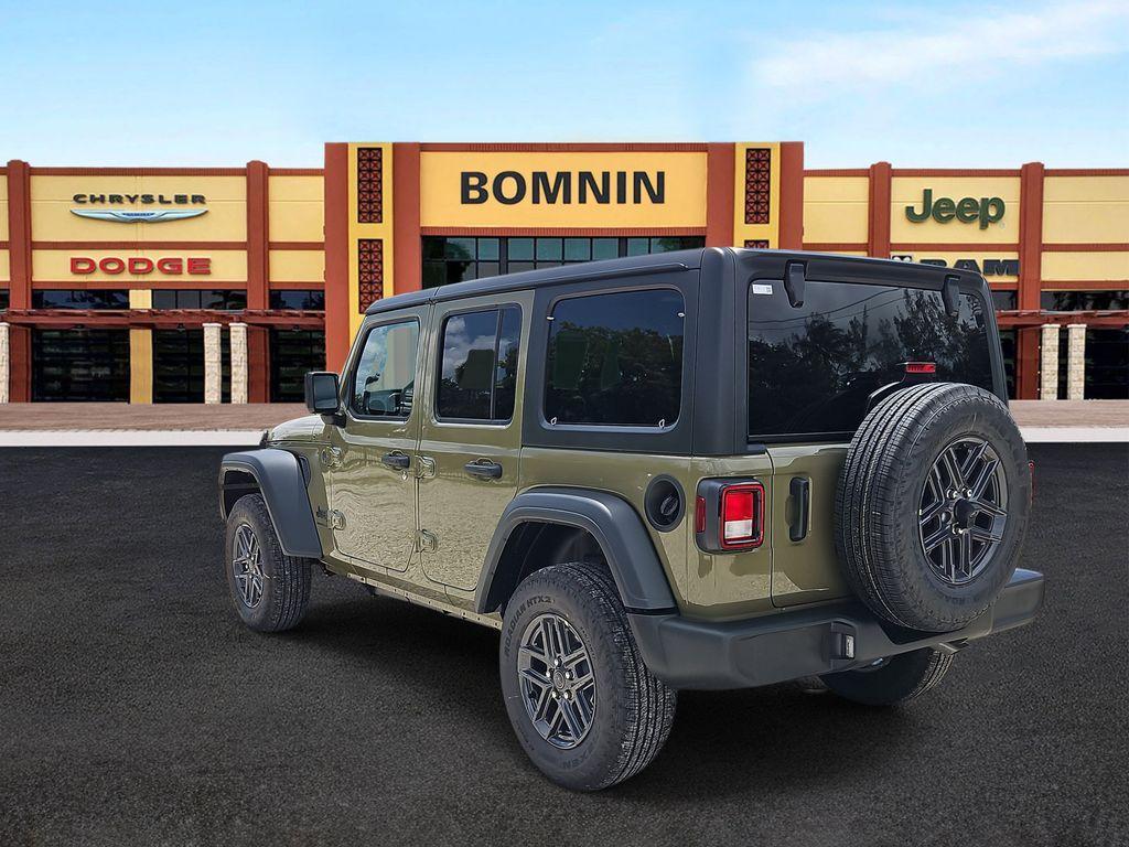 new 2025 Jeep Wrangler car, priced at $40,076