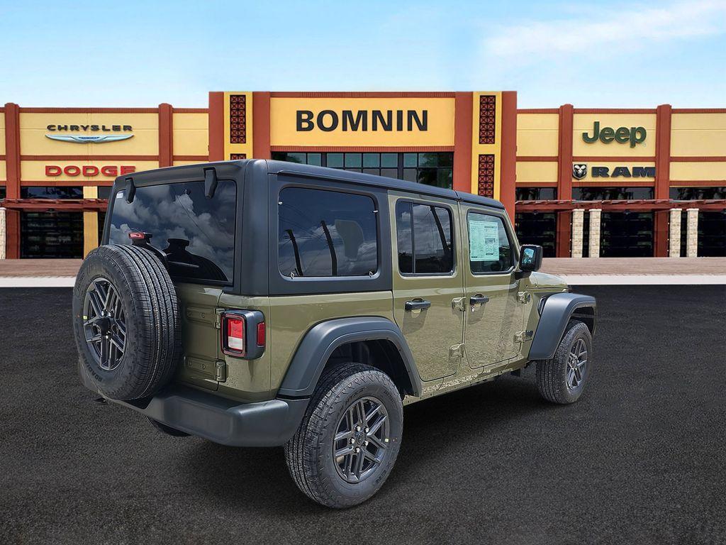 new 2025 Jeep Wrangler car, priced at $40,076
