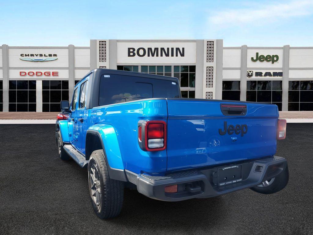 used 2024 Jeep Gladiator car, priced at $30,990