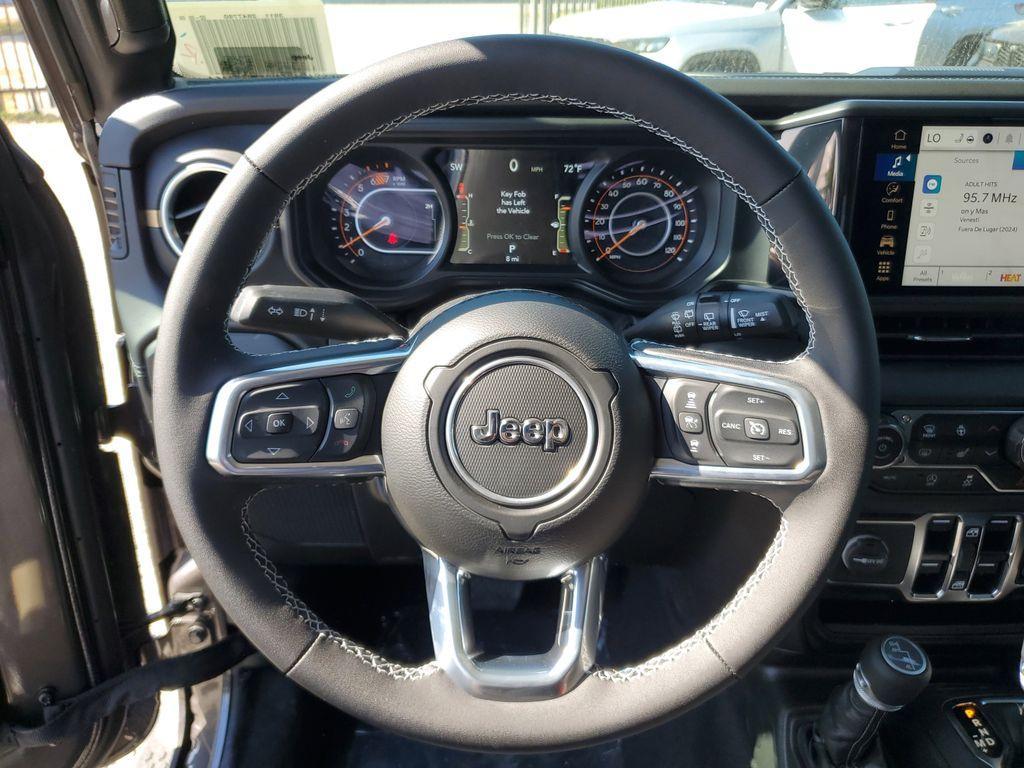 new 2025 Jeep Wrangler car, priced at $45,535