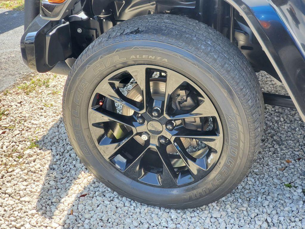 used 2021 Jeep Gladiator car, priced at $32,990