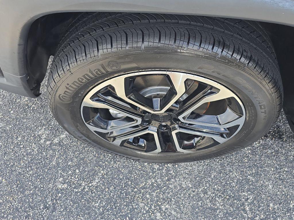 used 2022 Jeep Compass car, priced at $19,990