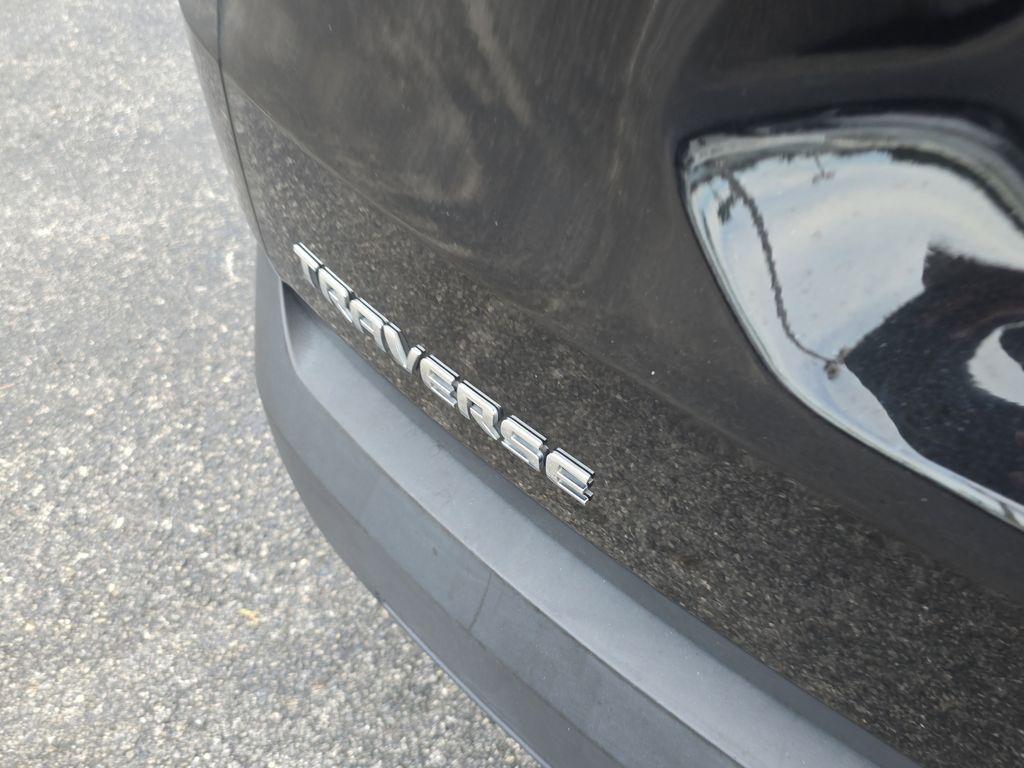 used 2020 Chevrolet Traverse car, priced at $15,490