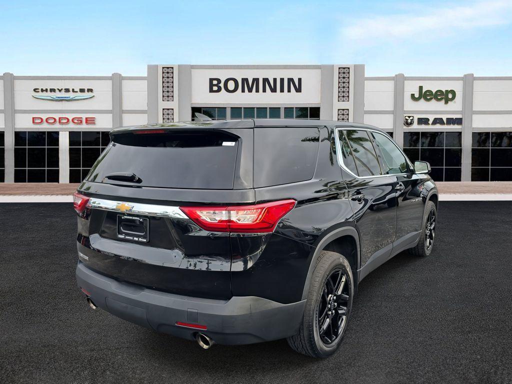 used 2020 Chevrolet Traverse car, priced at $15,490