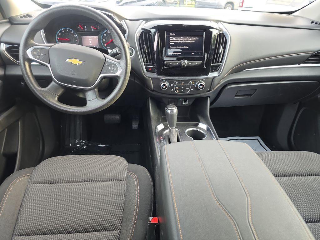 used 2020 Chevrolet Traverse car, priced at $15,490