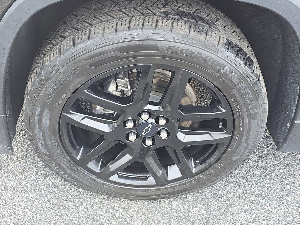 used 2020 Chevrolet Traverse car, priced at $15,490