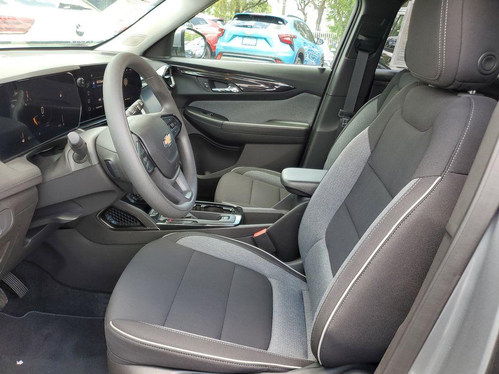 used 2025 Chevrolet TrailBlazer car, priced at $21,990