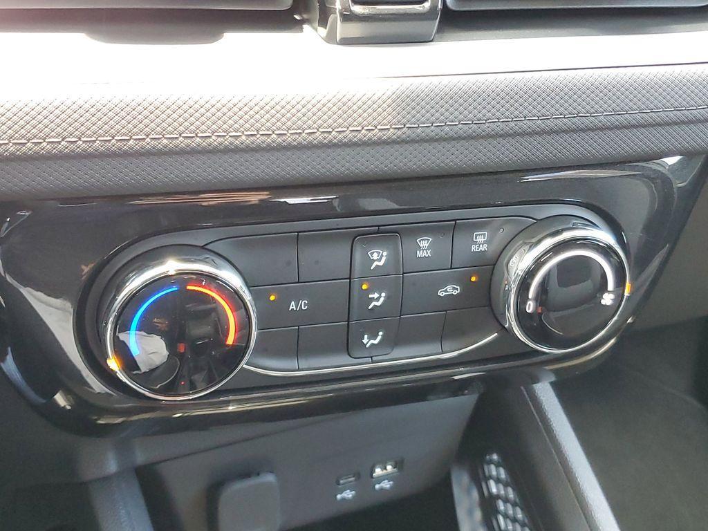 used 2025 Chevrolet TrailBlazer car, priced at $21,990