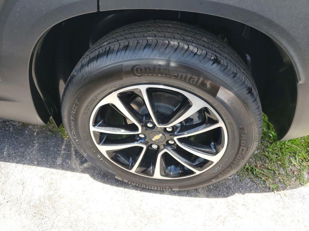 used 2025 Chevrolet TrailBlazer car, priced at $21,990