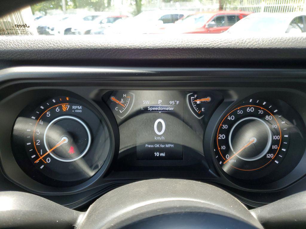 new 2025 Jeep Gladiator car, priced at $34,590