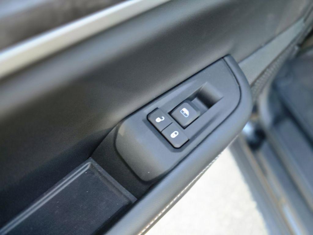 used 2025 Jeep Grand Cherokee L car, priced at $39,490