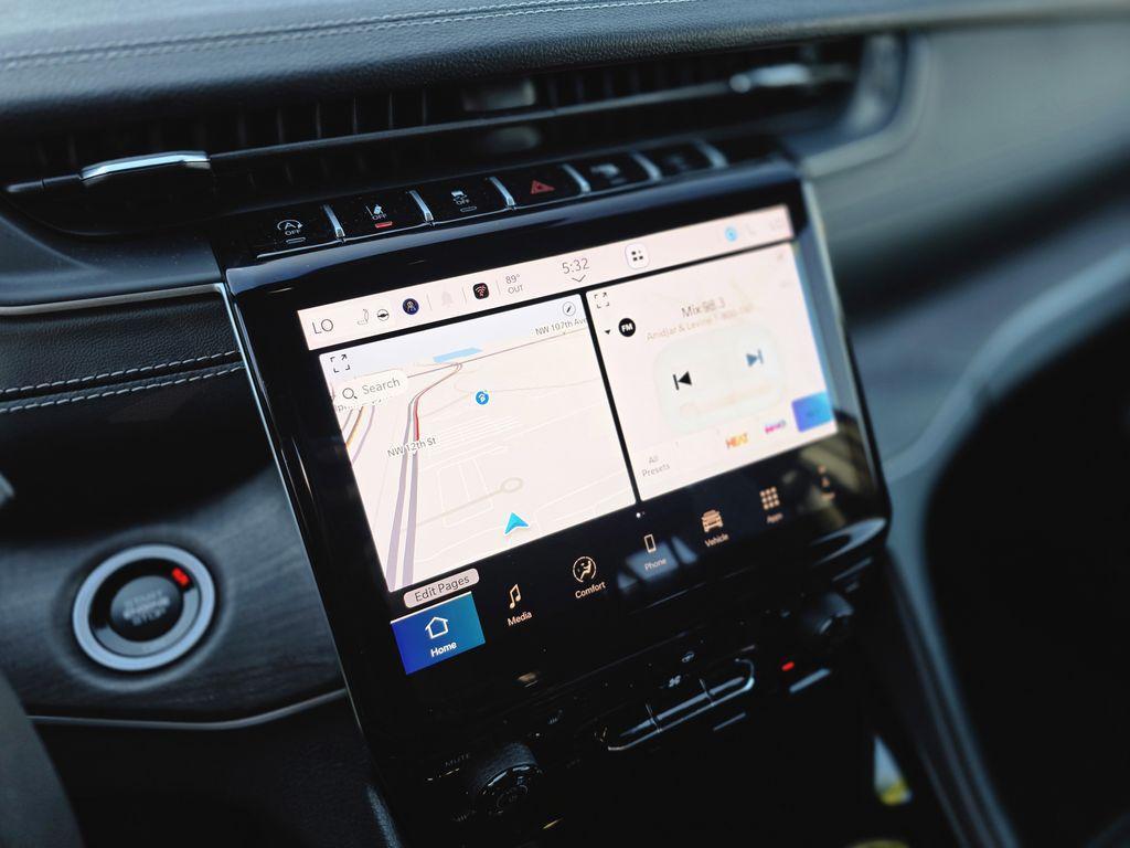 used 2025 Jeep Grand Cherokee L car, priced at $39,490