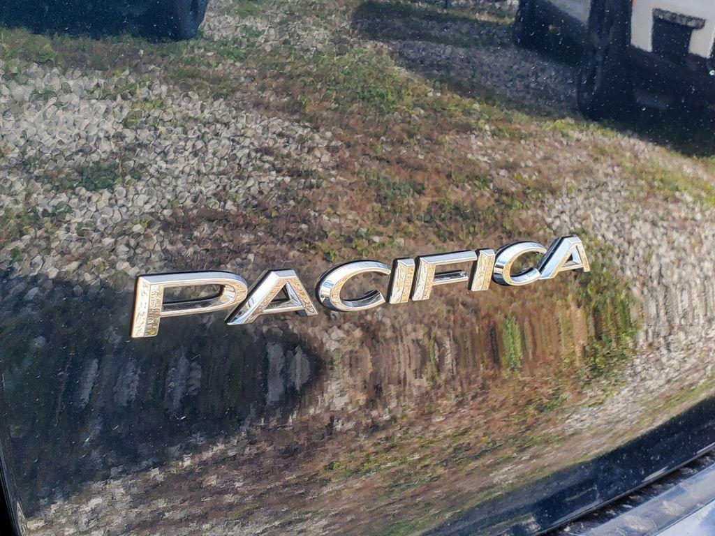 new 2025 Chrysler Pacifica car, priced at $40,420