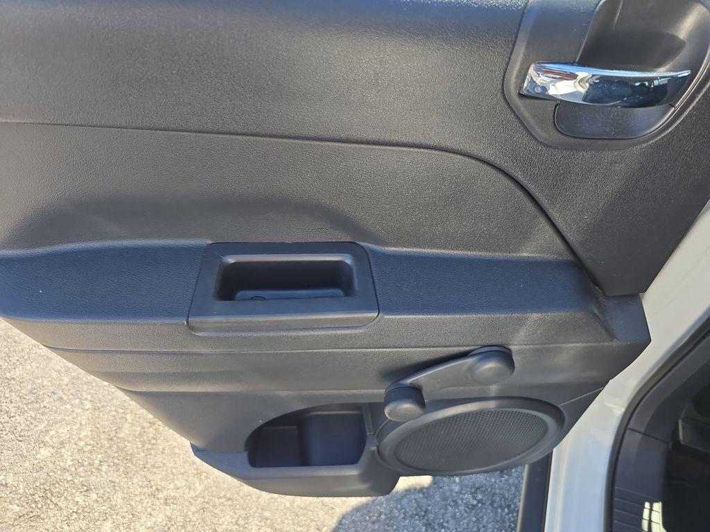 used 2014 Jeep Patriot car, priced at $3,990