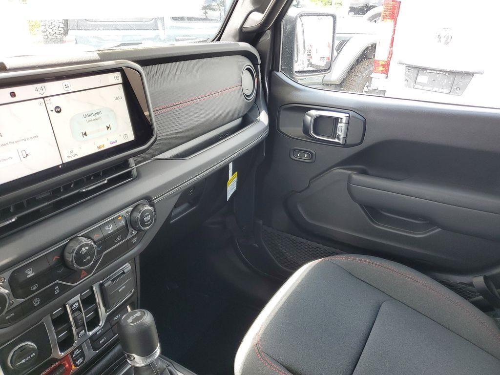 new 2025 Jeep Wrangler car, priced at $49,748