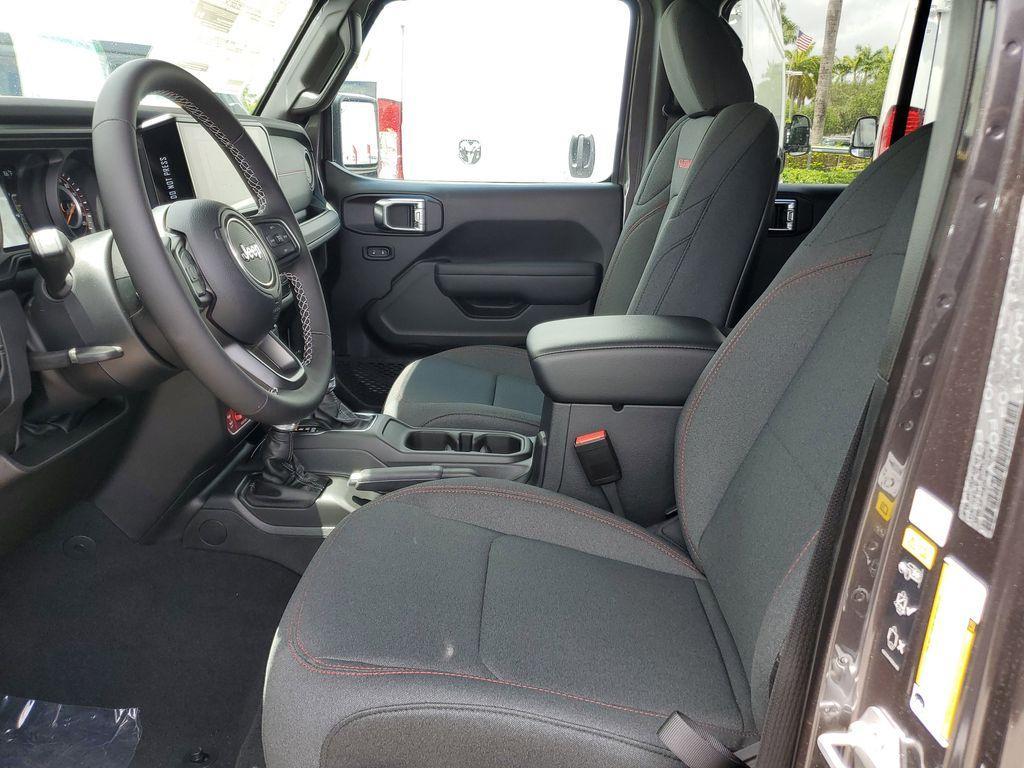 new 2025 Jeep Wrangler car, priced at $49,748