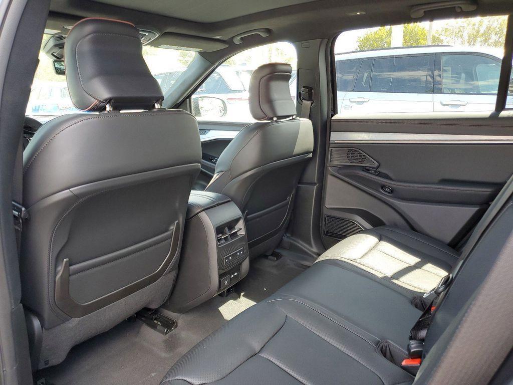 new 2025 Jeep Wagoneer S car, priced at $56,410