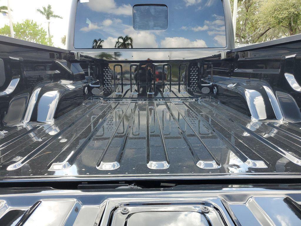 new 2025 Jeep Gladiator car, priced at $39,771