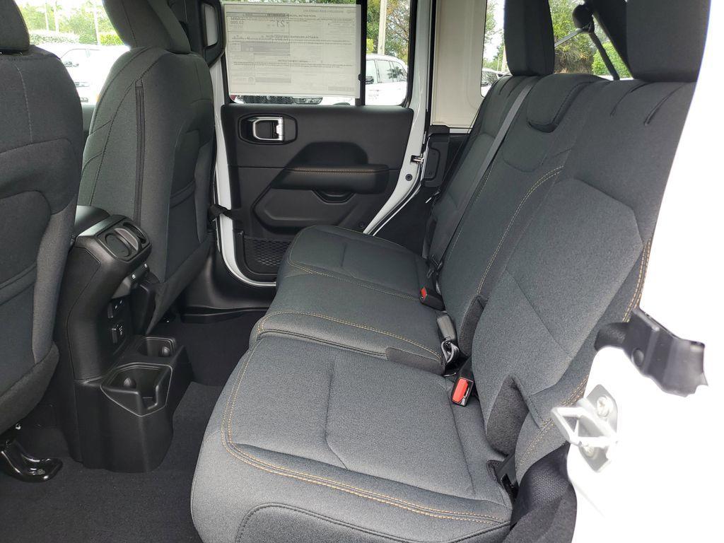 new 2025 Jeep Wrangler car, priced at $44,030