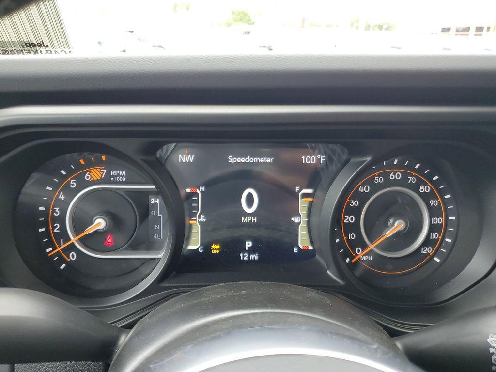 new 2025 Jeep Wrangler car, priced at $44,045