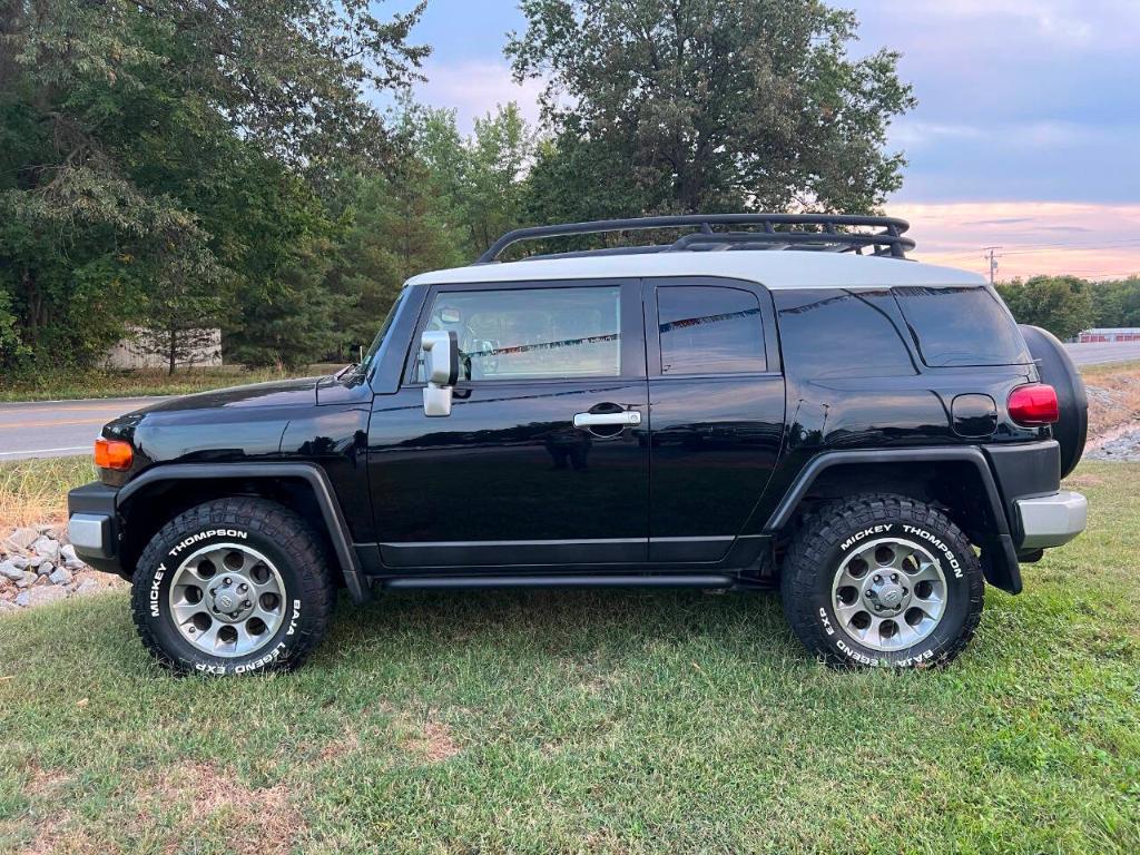 used 2013 Toyota FJ Cruiser car, priced at $25,900