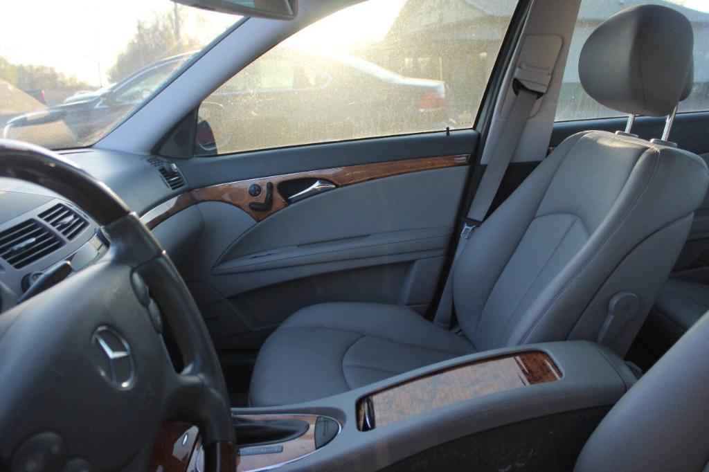 used 2009 Mercedes-Benz E-Class car, priced at $8,900