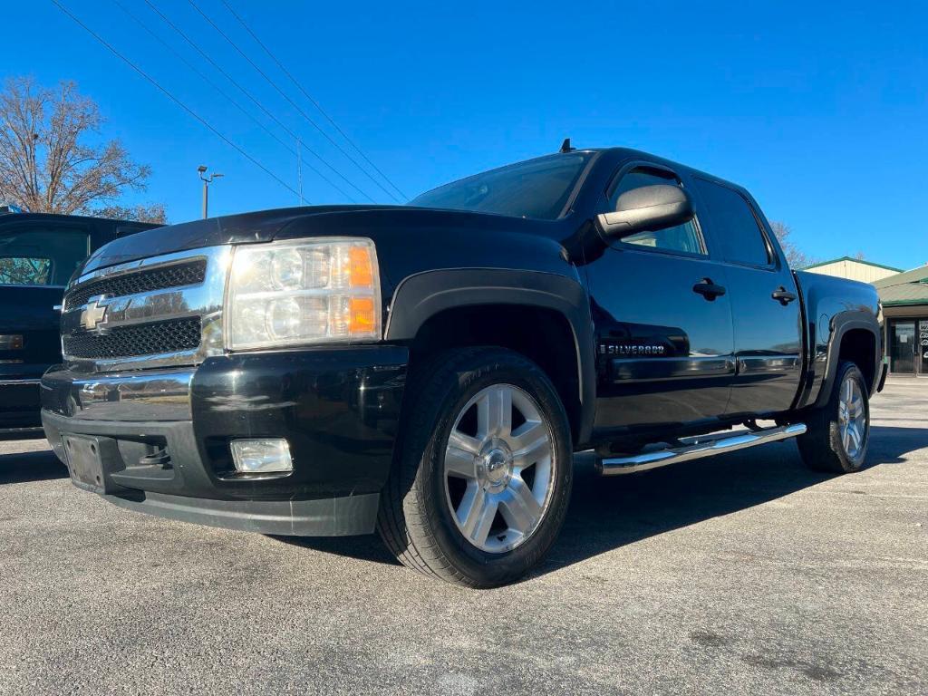 used 2007 Chevrolet Silverado 1500 car, priced at $10,900