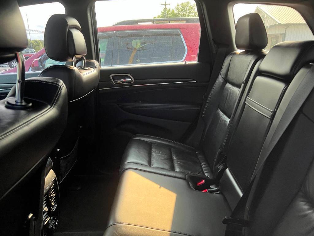 used 2015 Jeep Grand Cherokee car, priced at $9,900