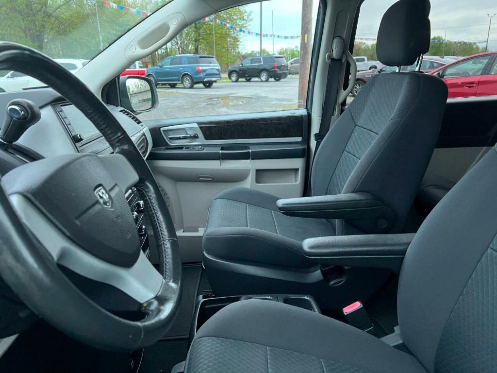 used 2010 Dodge Grand Caravan car