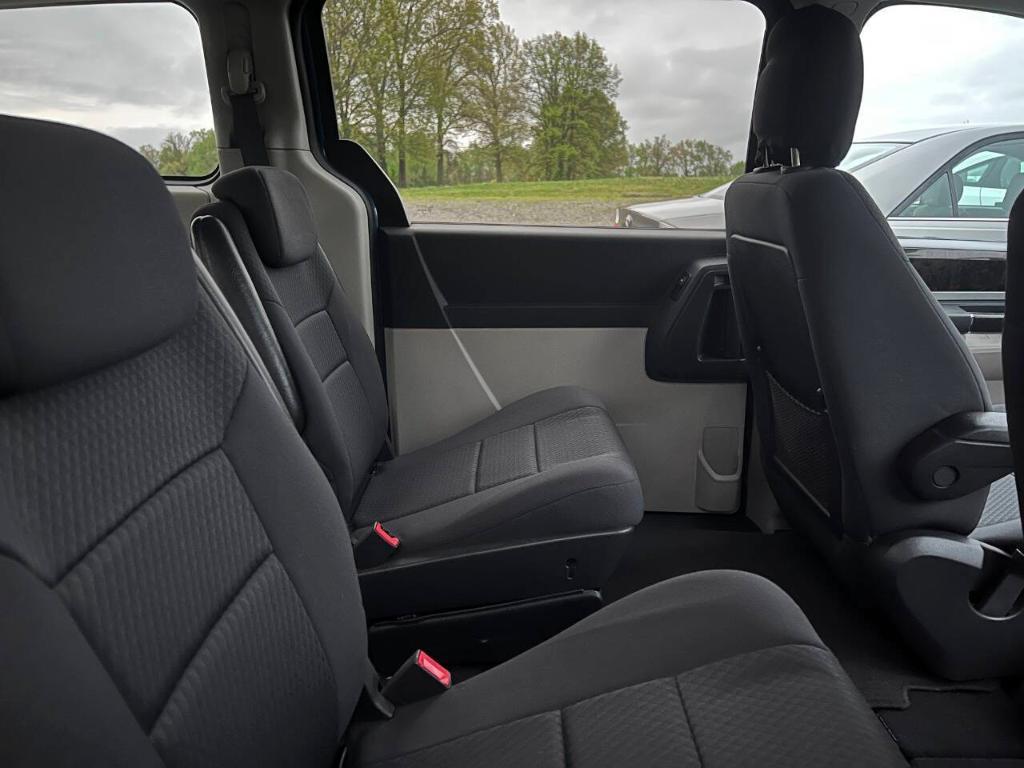 used 2010 Dodge Grand Caravan car
