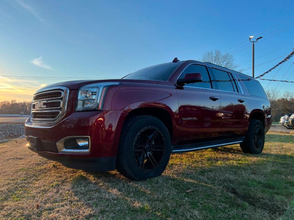 used 2017 GMC Yukon XL car, priced at $20,900