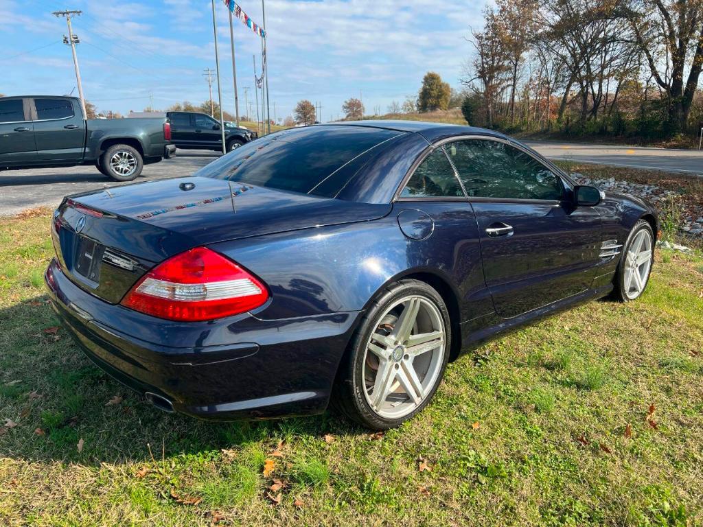 used 2007 Mercedes-Benz SL-Class car, priced at $10,600