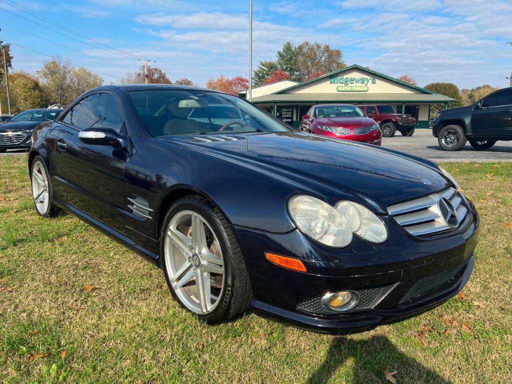 used 2007 Mercedes-Benz SL-Class car, priced at $10,600