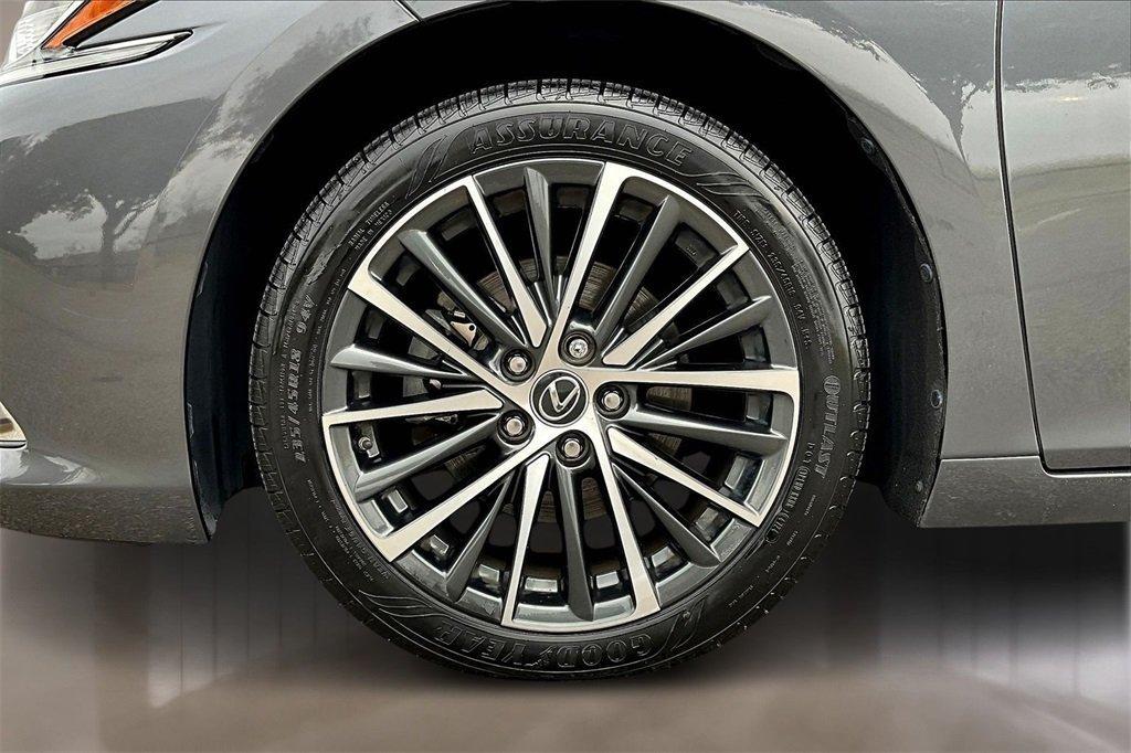 used 2023 Lexus ES 350 car, priced at $33,735