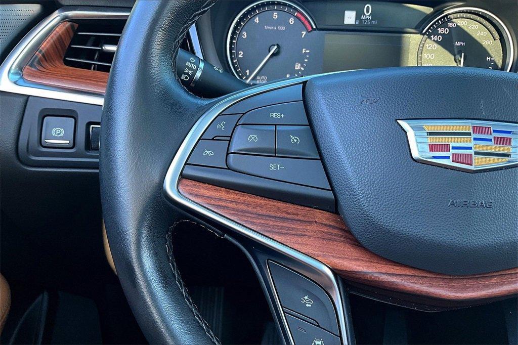 used 2024 Cadillac XT5 car, priced at $46,509