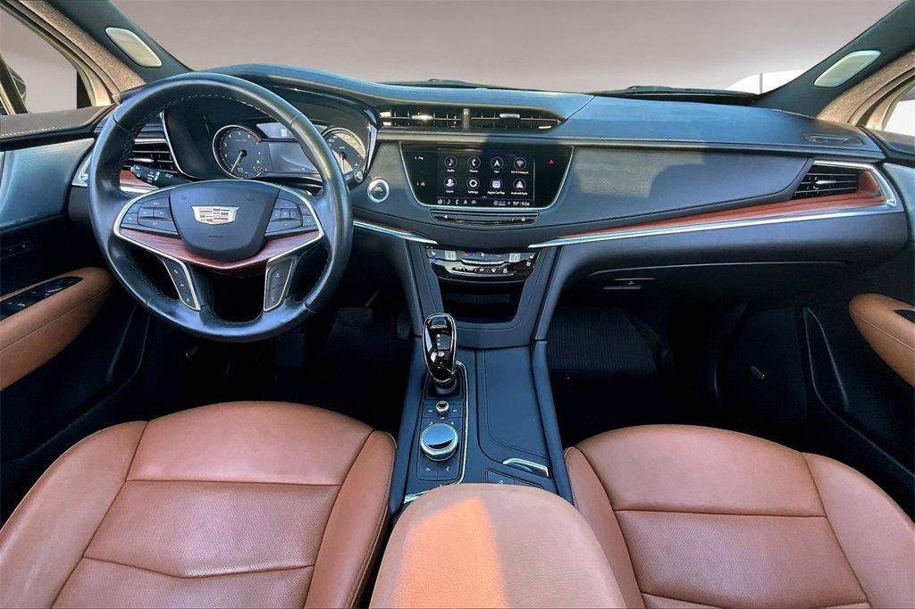 used 2024 Cadillac XT5 car, priced at $46,509