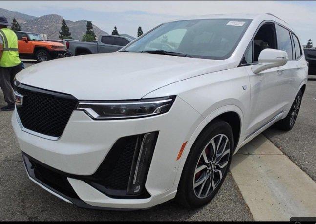 used 2024 Cadillac XT6 car, priced at $45,936