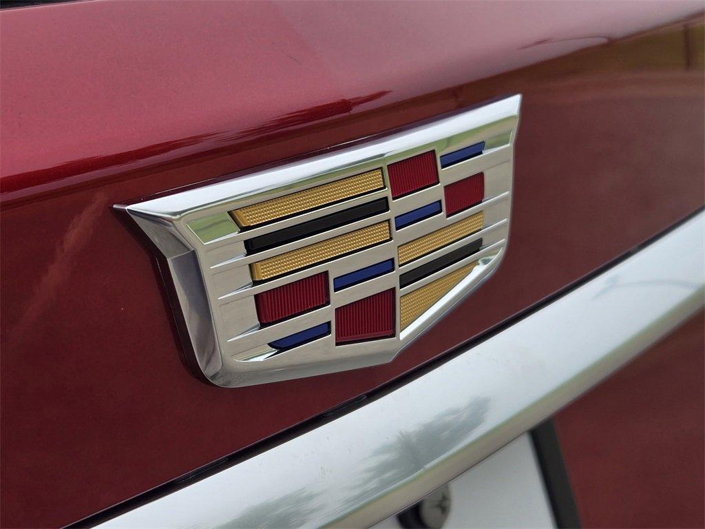new 2025 Cadillac XT6 car, priced at $50,165