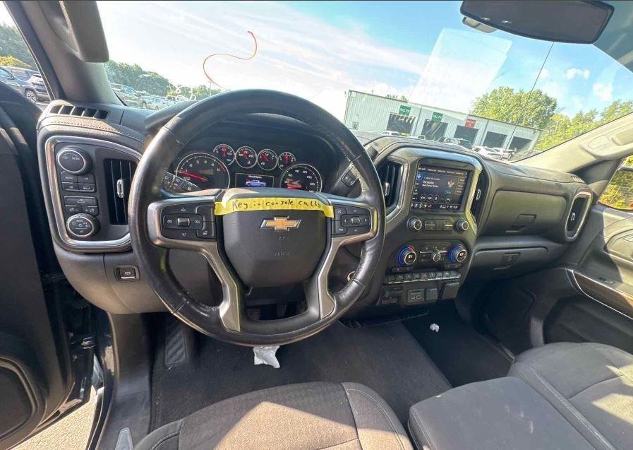 used 2021 Chevrolet Silverado 1500 car, priced at $33,563