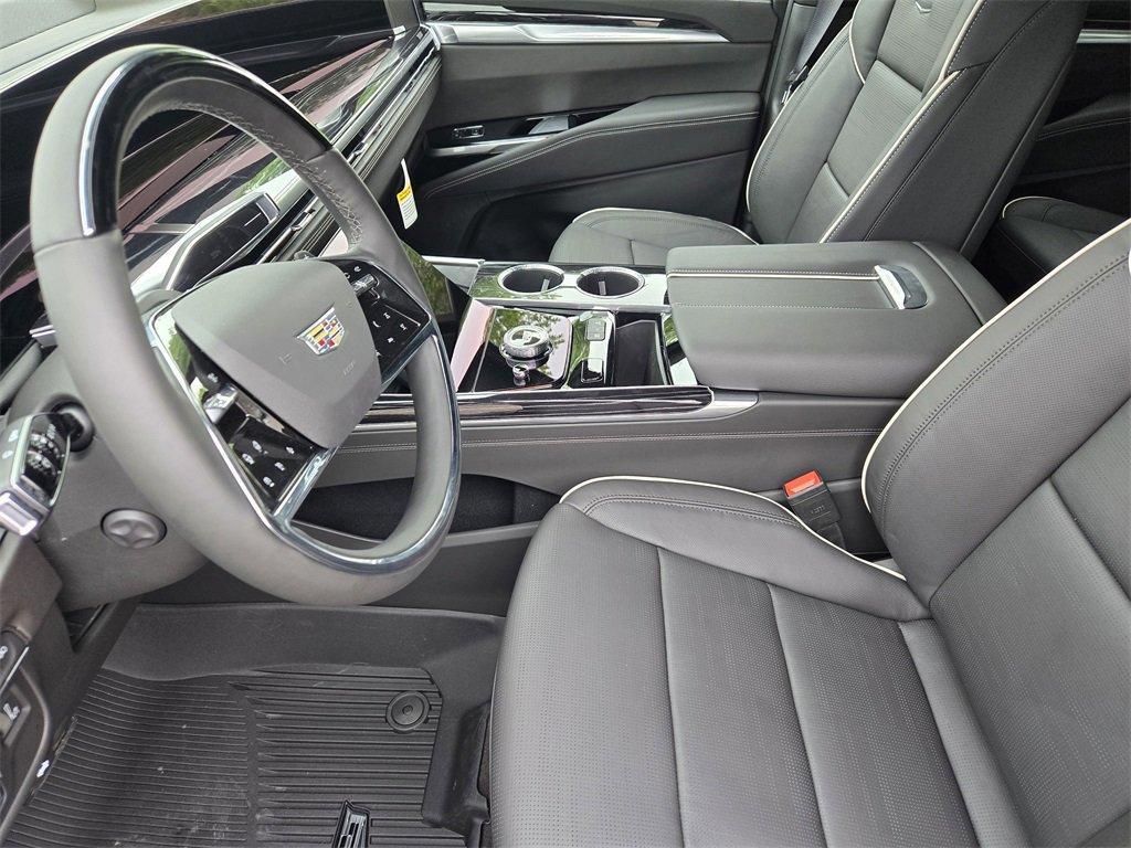 new 2025 Cadillac Escalade ESV car, priced at $120,690