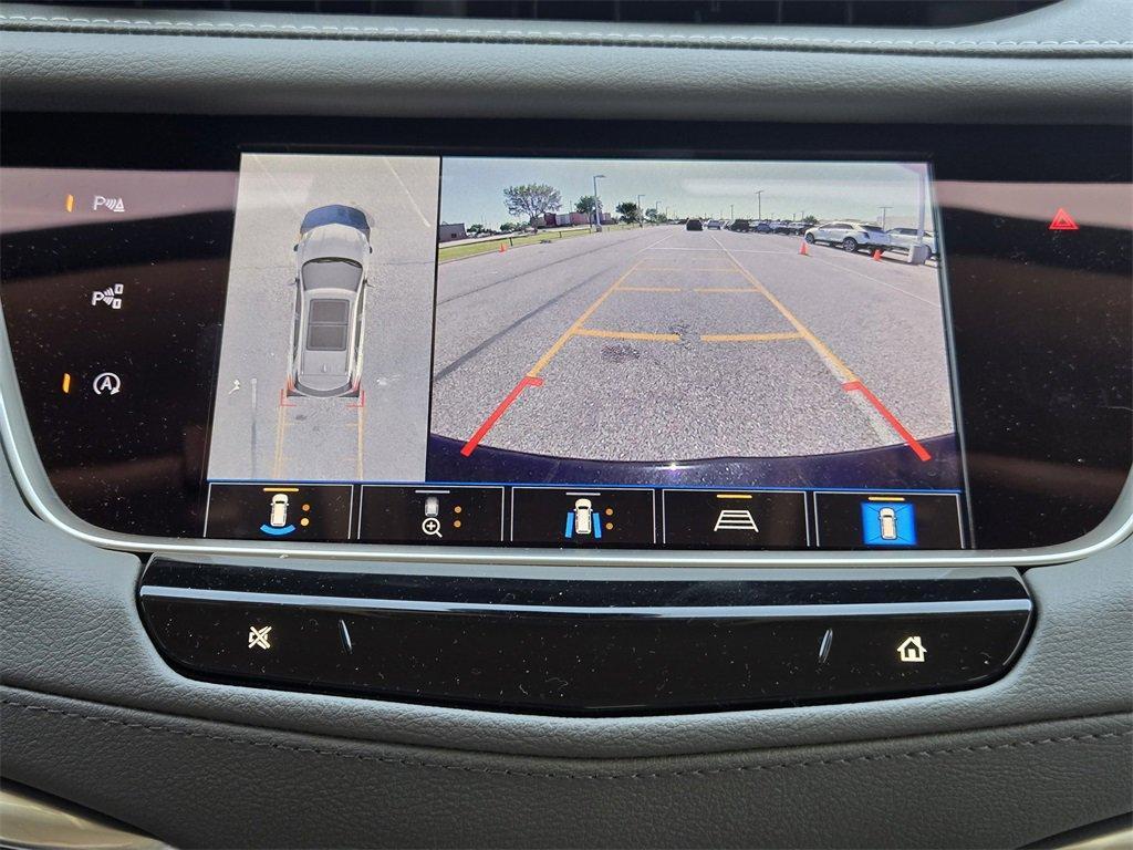 new 2025 Cadillac XT5 car, priced at $58,585